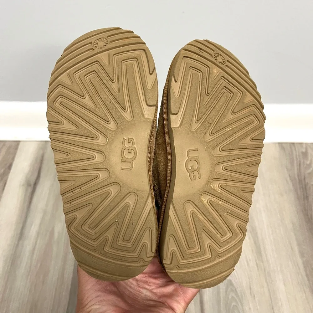 UGG Boots Kids 12 Chestnut Tan Brown Bailey Bow II Sheepskin Suede